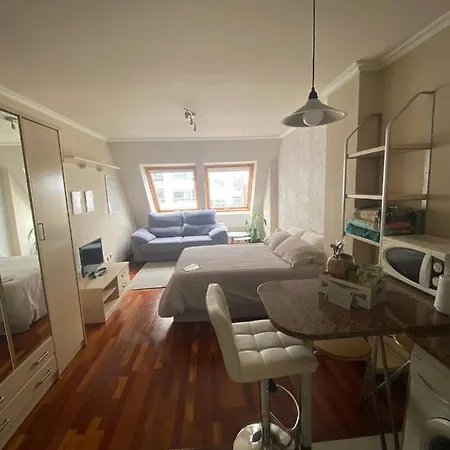 Estudio Plaza Eliptica B&B Vigo Exterior photo